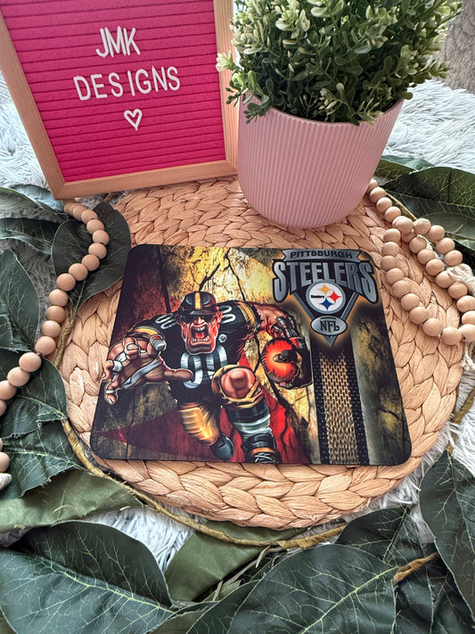 Football-Themed Mouse Pad – Rugged Sports Design for Desk or Gaming 🏈